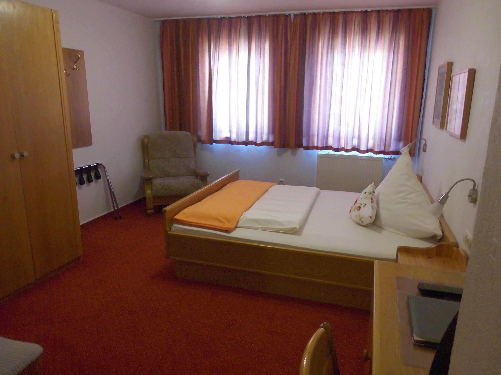 Hotel Schoos Fleringen Экстерьер фото