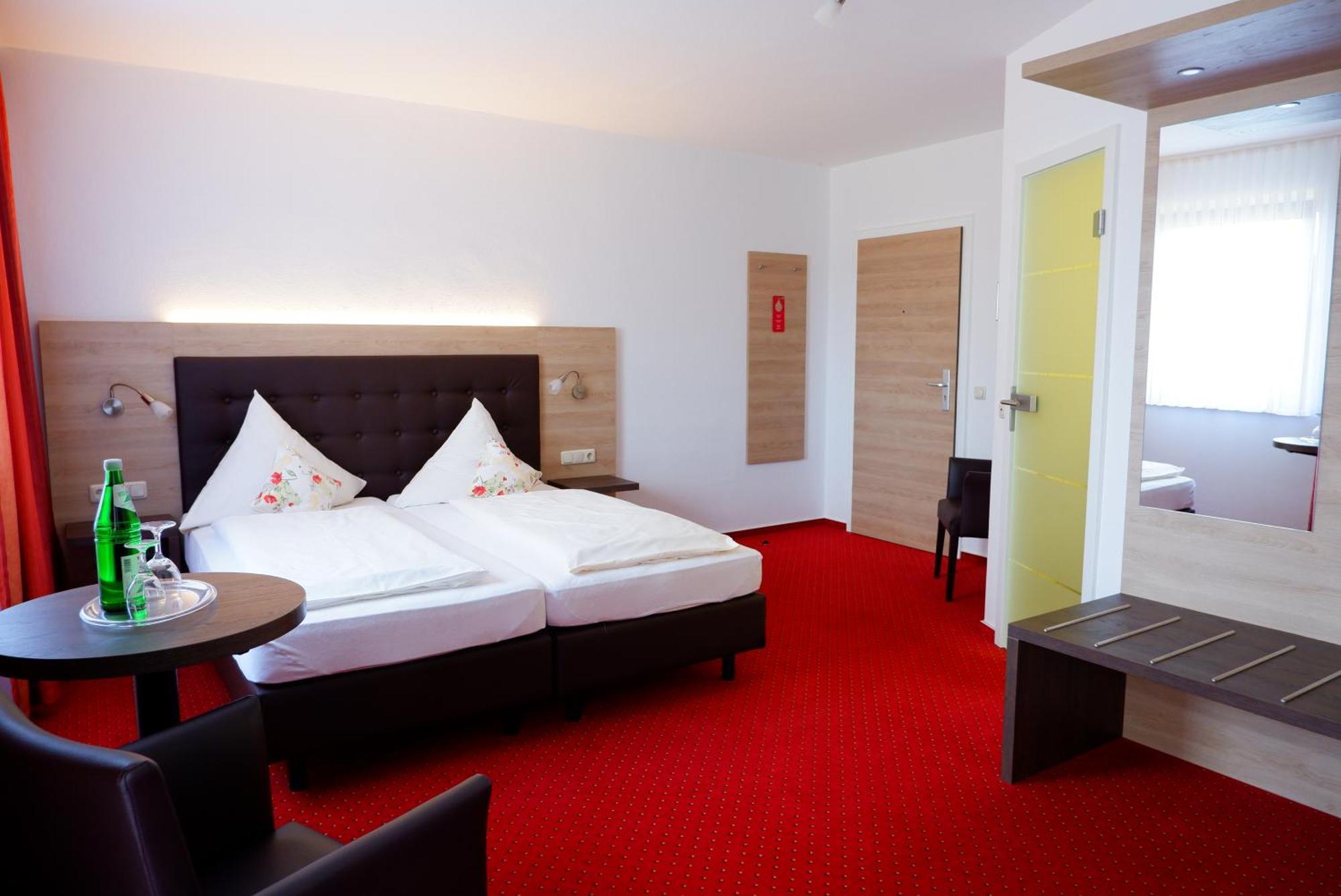 Hotel Schoos Fleringen Экстерьер фото