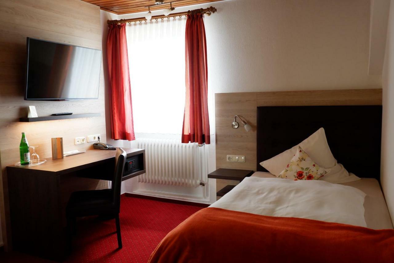 Hotel Schoos Fleringen Экстерьер фото